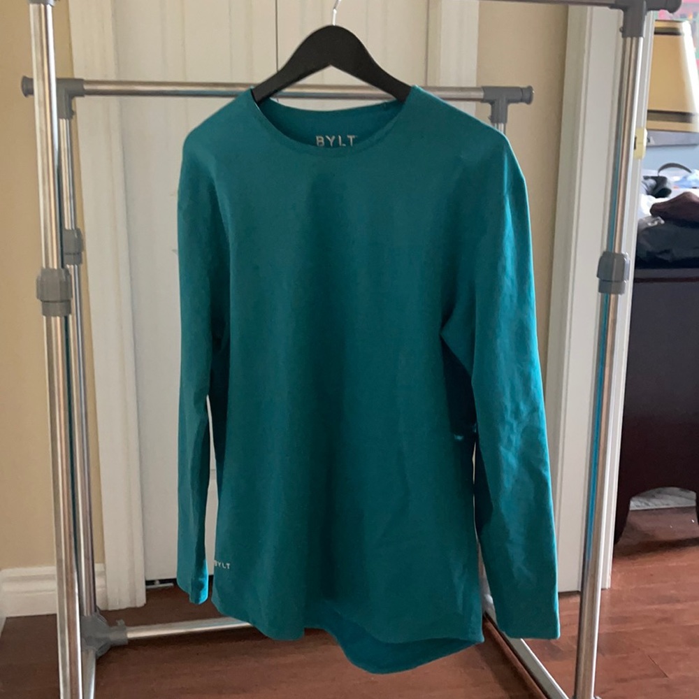 BYLT - Lux material - long sleeve size L